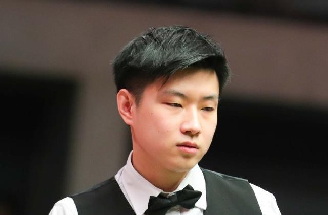 待着他在巴 待着他在巴