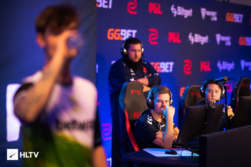 使对手很难 使对手很难