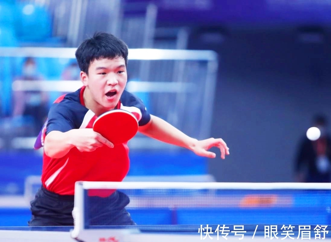 关键舞台下 关键舞台下