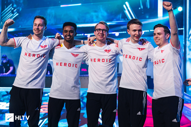 尤其是在几 尤其是在几