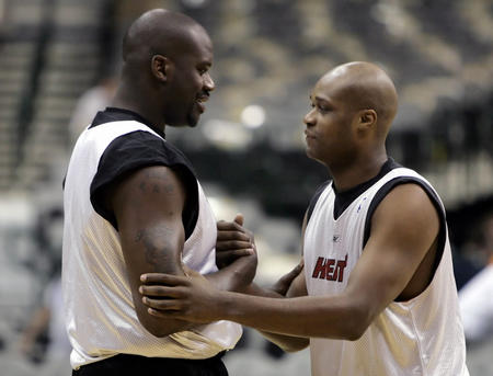 弱侧传导制 弱侧传导制